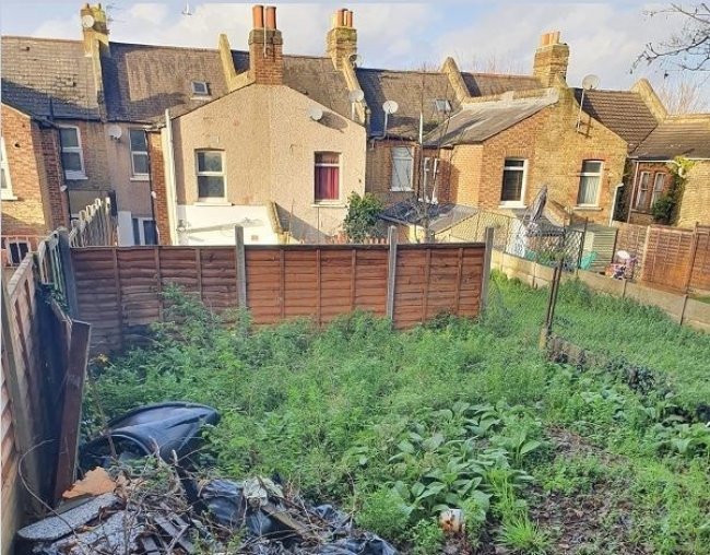 Land rear of 23 Bastion Road, Abbey Wood, London, SE2 0RD 9