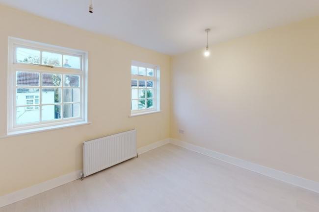 20 Borough Hill, Croydon, Surrey CR0 4LN 6