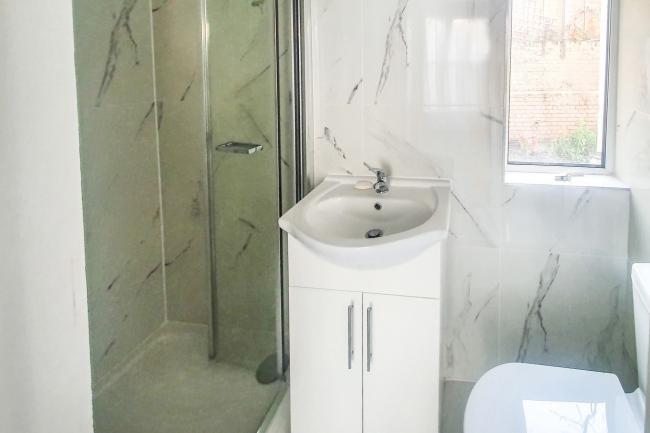 56 Cressingham Road, Lewisham, London, SE13 5AG
 6