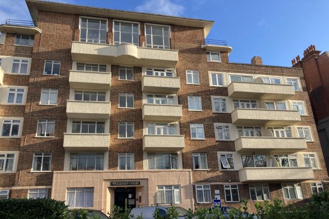 28 Wellesley Court, Maida Vale, London, W9 1RJ
 9