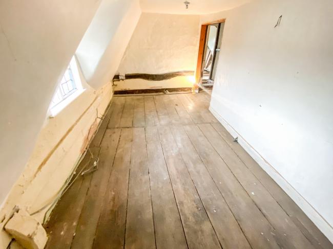 The Thatched Cottage, 18 Duck Street, Little Easton, Dunmow, Essex, CM6 2JG 9