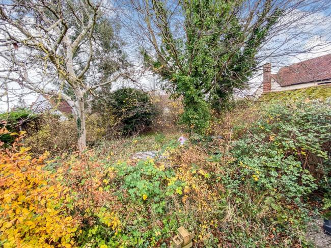 The Thatched Cottage, 18 Duck Street, Little Easton, Dunmow, Essex, CM6 2JG 9