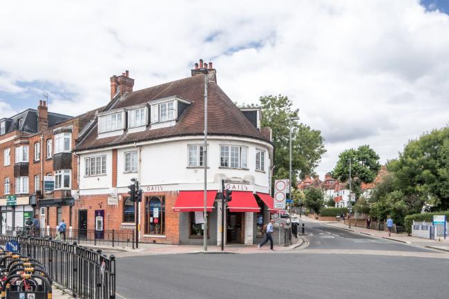 250 Wimbledon Park Road, Southfields, London SW19 6NL
 8