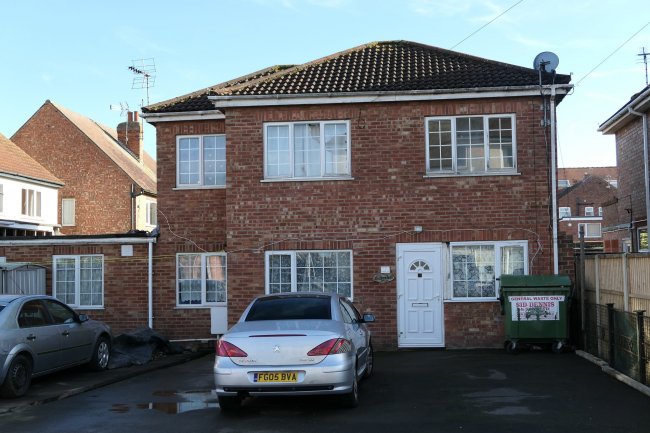 Clencarr House, 1 Firbeck Avenue, Skegness, Lincolnshire PE25 3JY
 5