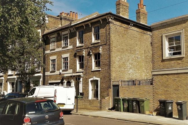 27 Wingmore Road, Herne Hill, London, SE24 0AS 10