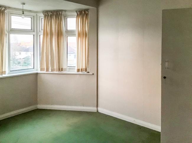 69 Burney Avenue, Surbiton, Surrey KT5 8DF 1