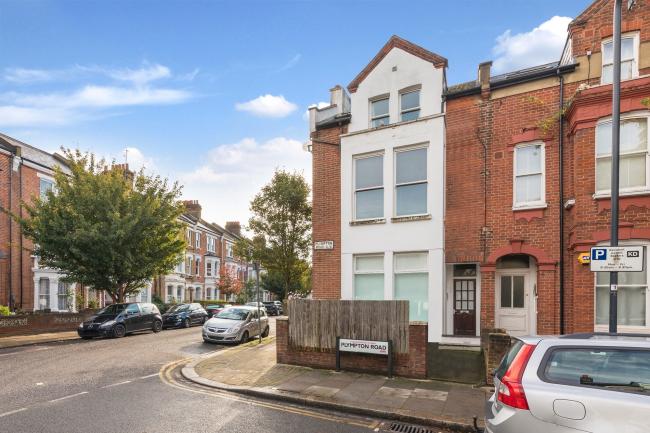 1 Plympton Road, Kilburn, London, NW6 7EG 4