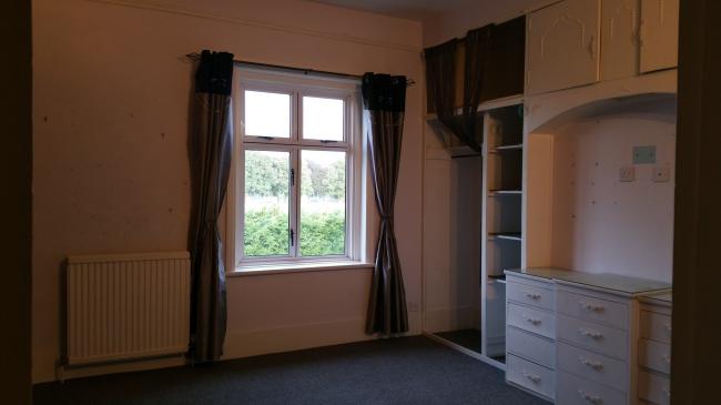 8 Cleveland Road, Uxbridge, Middlesex UB8 2DW 9