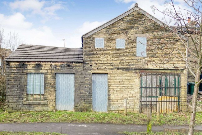 Land adjacent to 1 Wellington Street, Queensbury, Bradford BD13 1AP
 6
