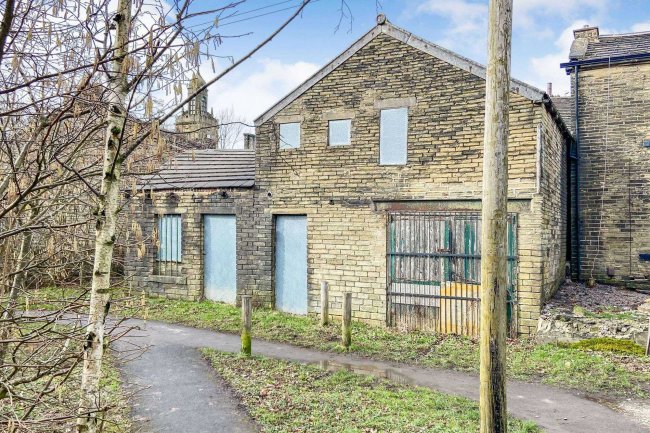 Land adjacent to 1 Wellington Street, Queensbury, Bradford BD13 1AP
 6