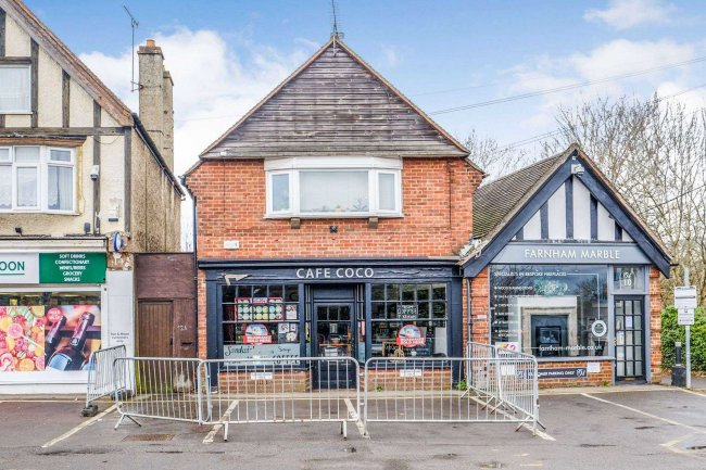 12 Firgrove Hill, Farnham, Surrey, GU9 8LQ
 5