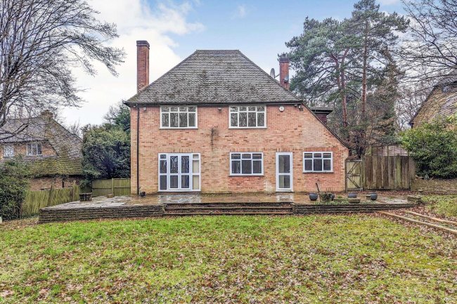 Tuscany, Oak Glade, Northwood, HA6 2TY 2