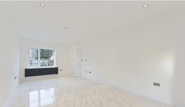 38 Rookwood Avenue, New Malden, KT3 4LY 1