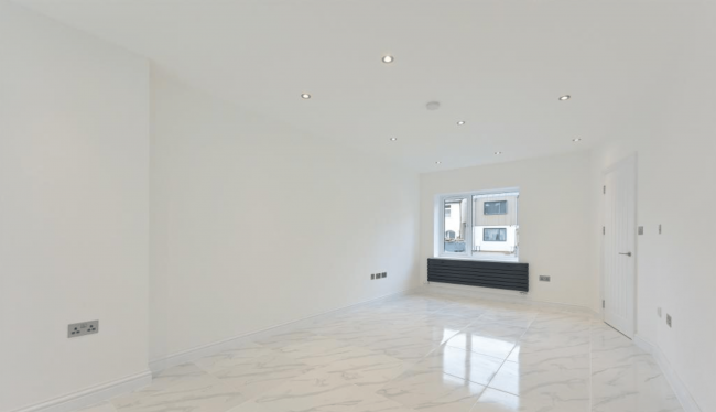 40 Rookwood Avenue, New Malden, KT3 4LY 2