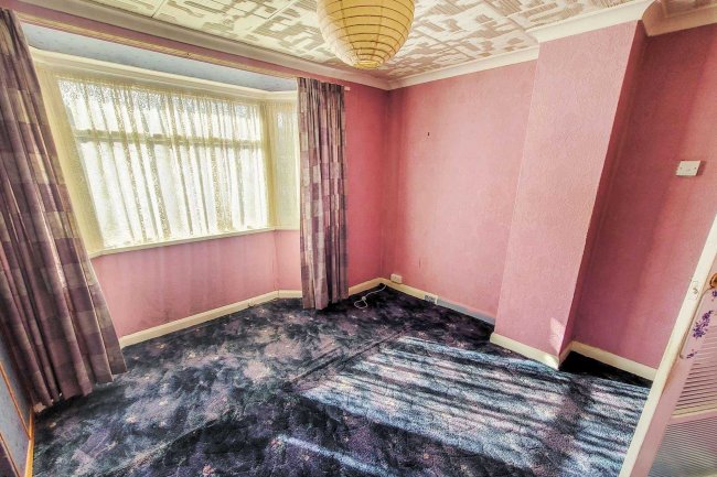 70 Denison Road, Feltham, TW13 4QG 8