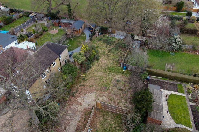 9 Cudas Close & Land adjoining 9 Cudas Close, Epsom KT19 0QF 5