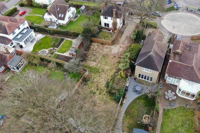 9 Cudas Close & Land adjoining 9 Cudas Close, Epsom KT19 0QF 5