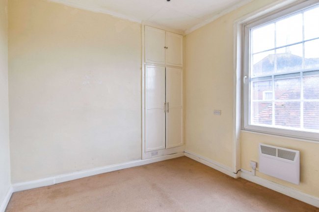 Flat 3, 8 Bridge Street, Worcester, Worcestershire, WR1 3NJ 2