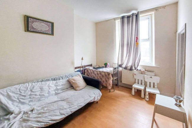 188a Kilburn High Road, Kilburn, London, NW6 4JD 2