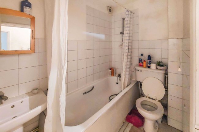 188b Kilburn High Road, Kilburn, London, NW6 4JD 10