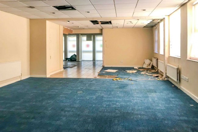 84 High Street, Billingshurst, RH14 9QS 1