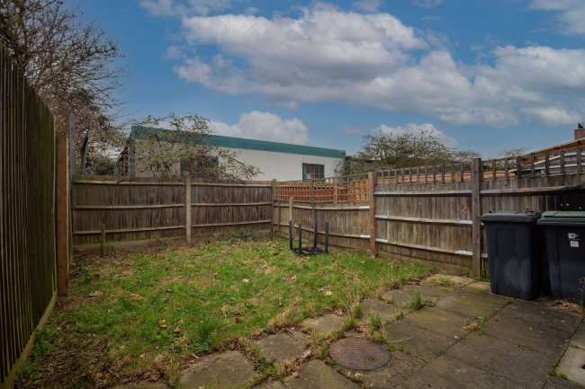 45 Lido Square, Tottenham, London, N17 6AQ 7