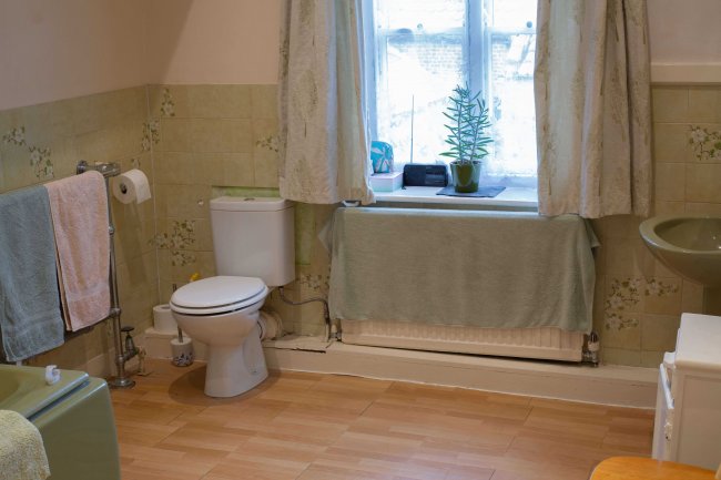 Ashwell House & The Coach House, 11 & 11a London Road, Long Sutton, Lincolnshire, PE12 9EA 10