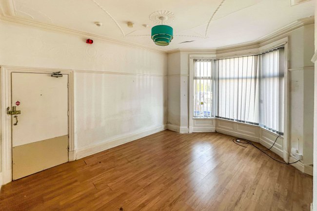 Flat 1, 39 Sherbourne Road, Blackpool, Lancashire, FY1 2PJ 9