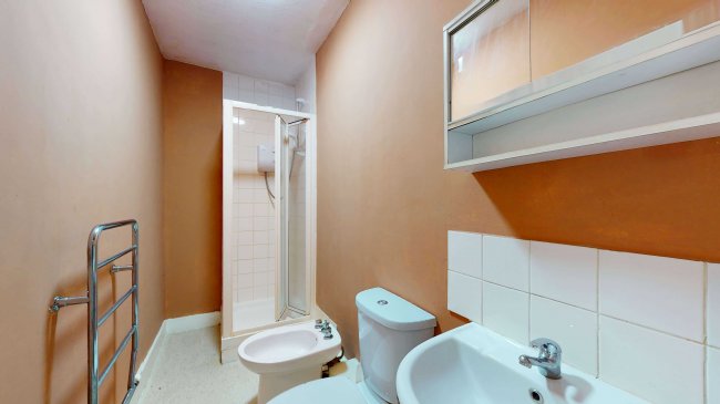 Flat 4, 41 Goldhawk Road, Shepherd's Bush, London,  W12 8QP 5