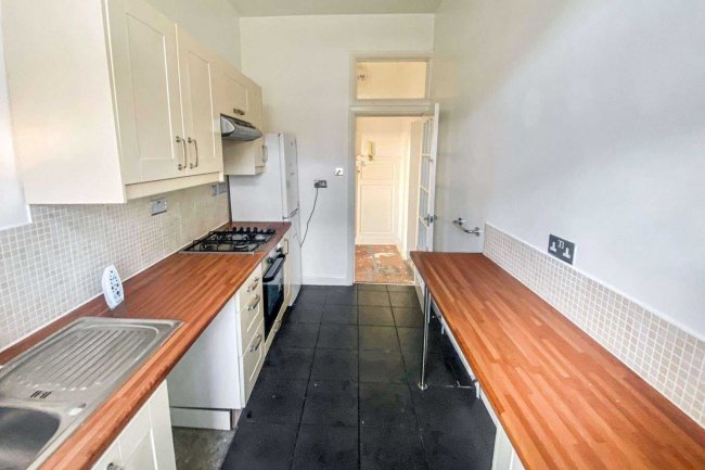 Flat 1, Church Hill House, Bristol, BS4 4LT 10