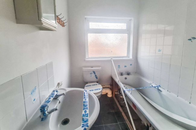 First Floor Flat, 119b Dartmouth Road, Paignton, Devon, TQ4 6NF 2