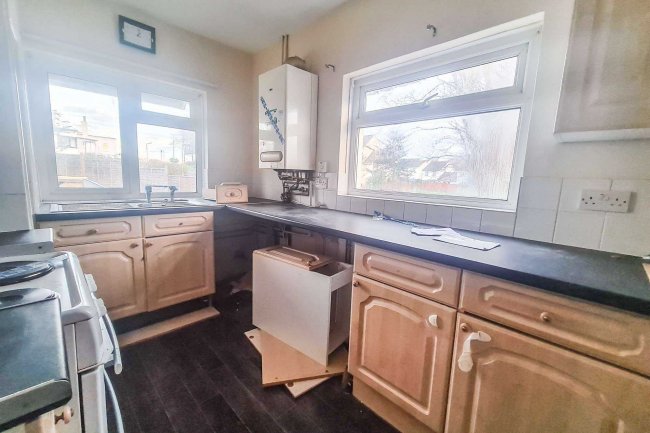 First Floor Flat, 119b Dartmouth Road, Paignton, Devon, TQ4 6NF 2