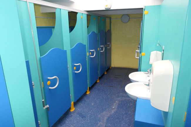 Former St Peter's School, Windmill Street, Royal Tunbridge Wells, Kent, TN2 4UU 2