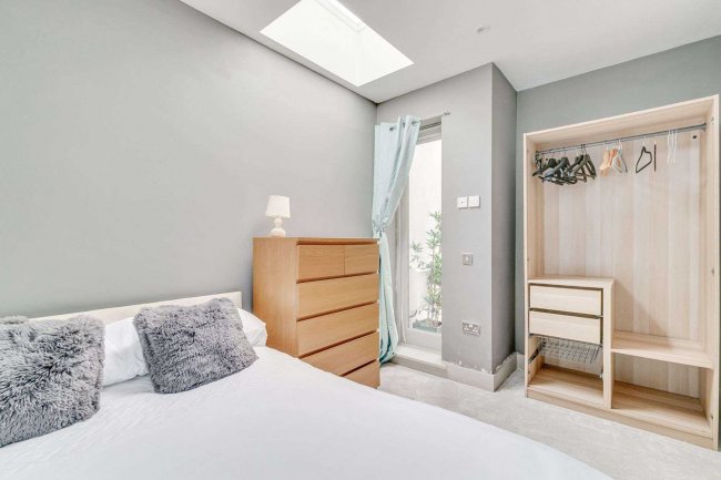 71 Tonsley Hill, Wandsworth, London, SW18 1BW 4