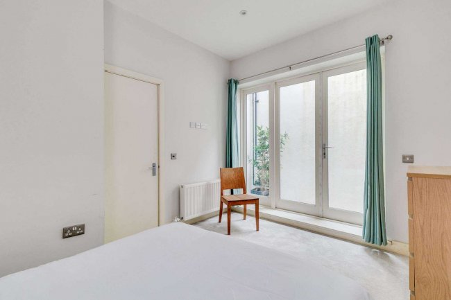 71 Tonsley Hill, Wandsworth, London, SW18 1BW 4