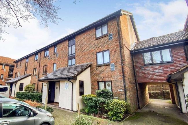 20 Braybourne Drive, Isleworth, Middlesex, TW7 5EL 5