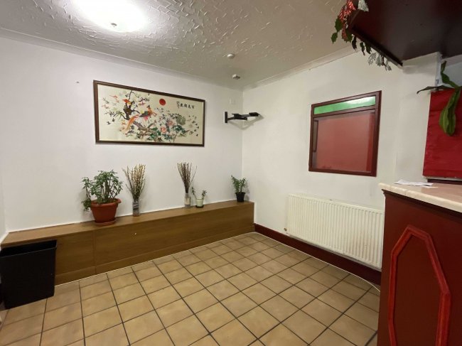 5 Carlingwark Street, Castle Douglas, Scotland DG7 1DW 2