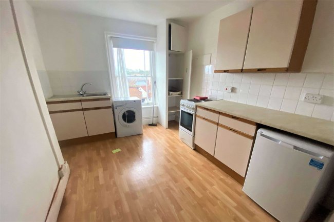 31 -32  East Street, Chichester, West Sussex PO19 1HS 1