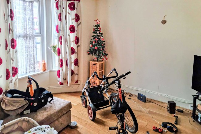 194 Whitehorse Road, Croydon, Surrey, CR0 2LA 10