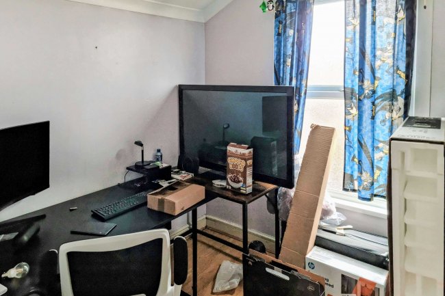 194 Whitehorse Road, Croydon, Surrey, CR0 2LA 10