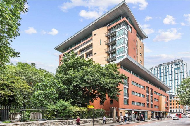 4 Lexington Apartments, 40 City Road, London, EC1Y 2AN 7