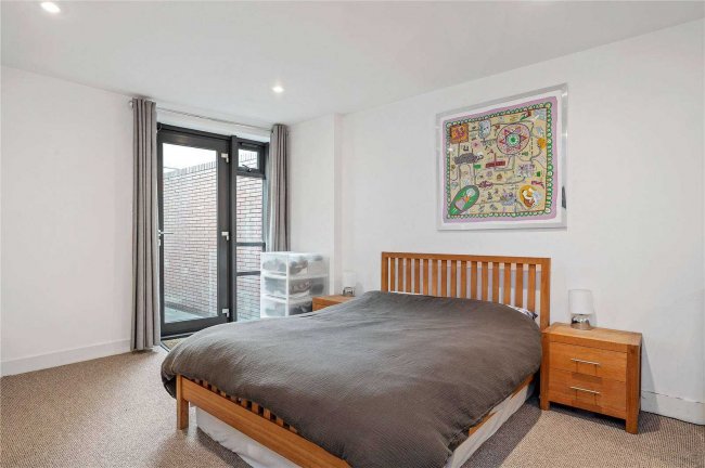 4 Lexington Apartments, 40 City Road, London, EC1Y 2AN 7