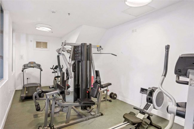 4 Lexington Apartments, 40 City Road, London, EC1Y 2AN 7