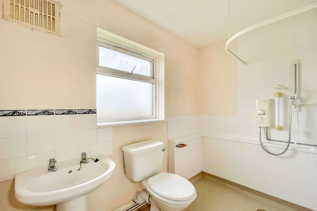 145 Avalanche Road, Southwell, Portland, DT5 2DL 2