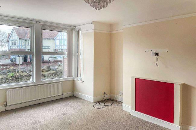 2/2a Ashcombe Park Road, Weston-super-Mare, BS23 2YE 9