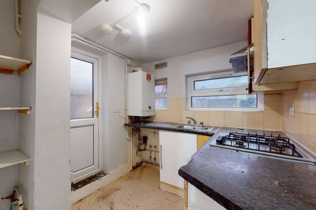 6 Conley Road, London NW10 9PB 3