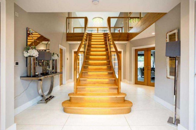 184a Finchampstead Road, Wokingham, RG40 3EY 8