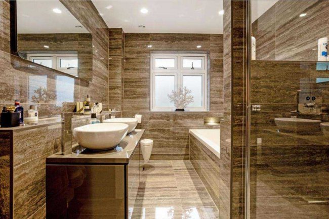 184a Finchampstead Road, Wokingham, RG40 3EY 8