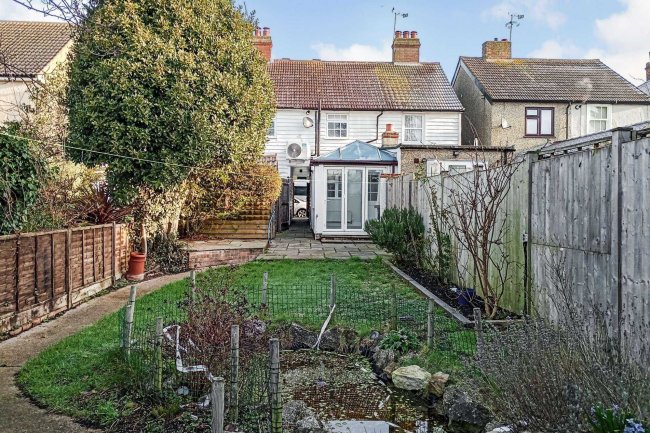 5 Queens Road, Burnham-On-Crouch, Essex, CM0 8DY 1