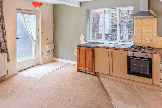 1 The Courtyard, 19 Lower Galdeford, Ludlow, SY8 1RN 7